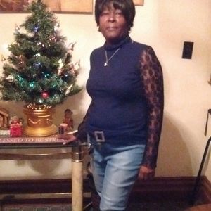 Meet your Posher, Lowanna